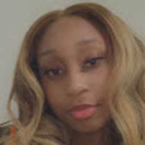 Meet your Posher, Ayanna